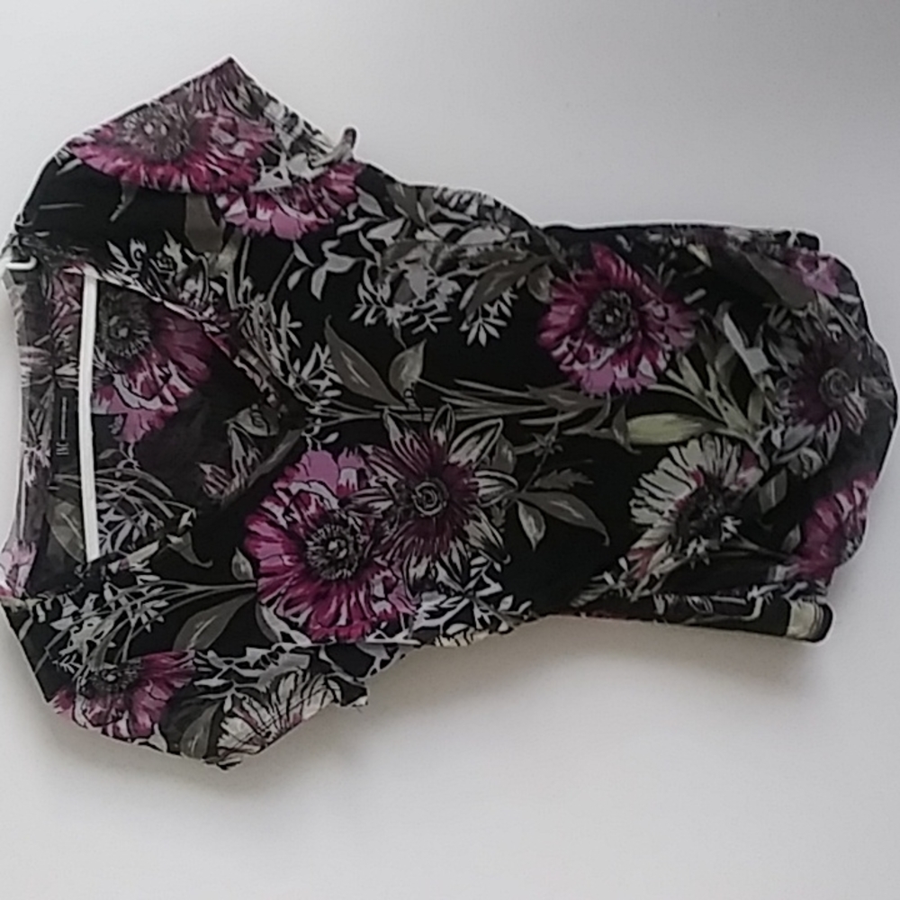 Woman's Top INC International Concepts Large Black and Purple